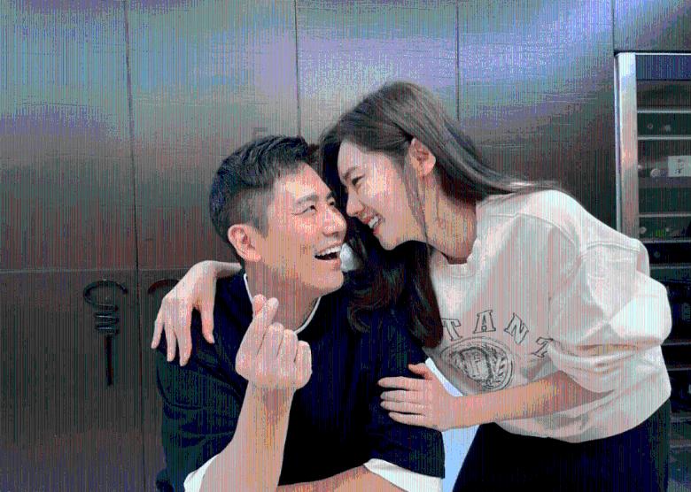 幸福柏杨 喜迎新春